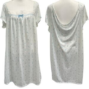 VTG Spotlight Floral Lace Trim Flannel Nightgown Blue White Large Cottage Granny